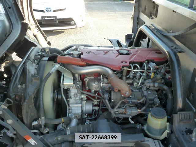 Hino DUTRO 2019-10 7817579-14