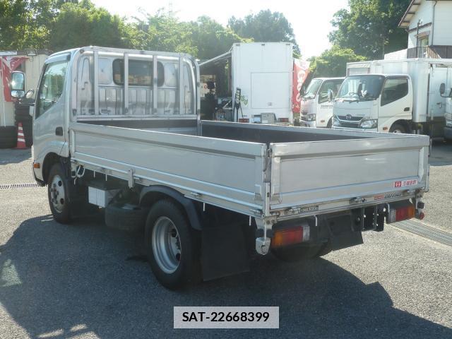 Hino DUTRO 2019-10 7817579-7