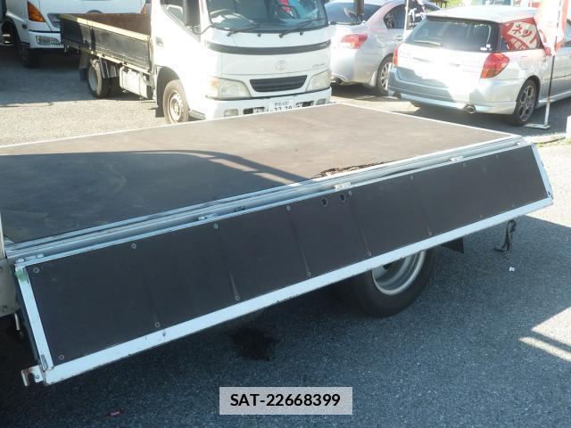 Hino DUTRO 2019-10 7817579-9