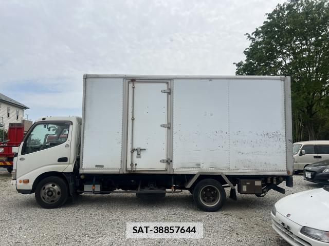 Hino DUTRO 2010-05 7817585-14