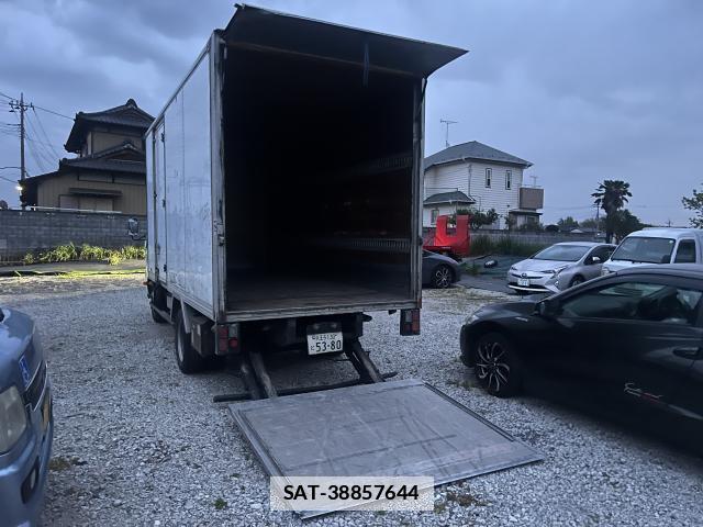 Hino DUTRO 2010-05 7817585-17