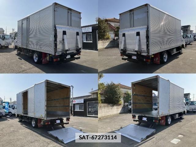 Hino DUTRO 2020-09 7817906-4