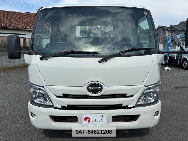 Hino DUTRO 2019-08 7817920-1