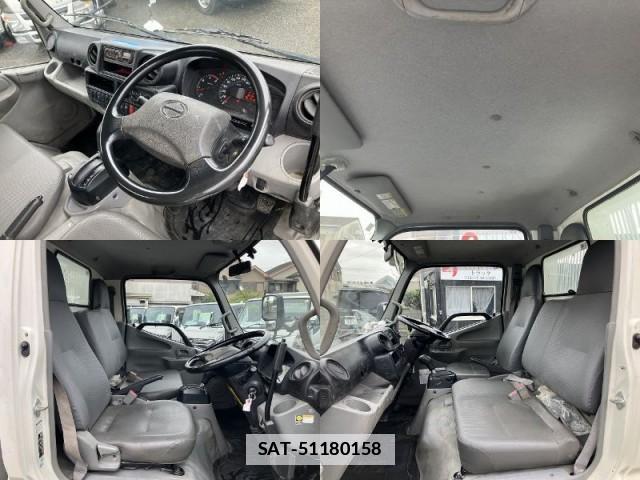 Hino DUTRO 2019-03 7817937-12