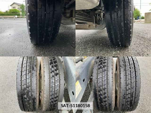 Hino DUTRO 2019-03 7817937-14