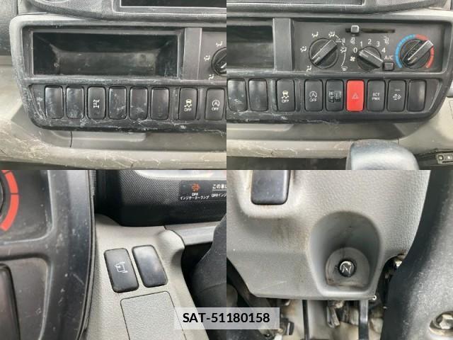 Hino DUTRO 2019-03 7817937-15