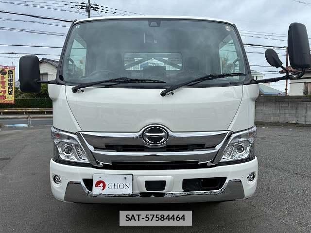 Hino DUTRO 2023-08 7817941-1