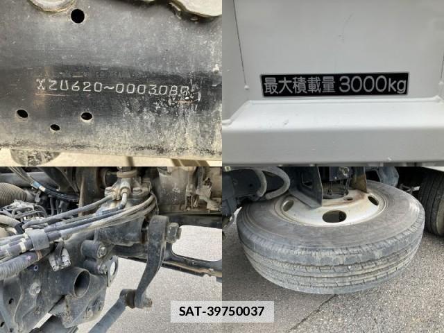 Hino DUTRO 2012-10 7817944-12