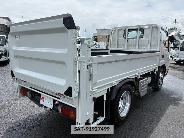 Hino DUTRO 2021-07 7817945-10