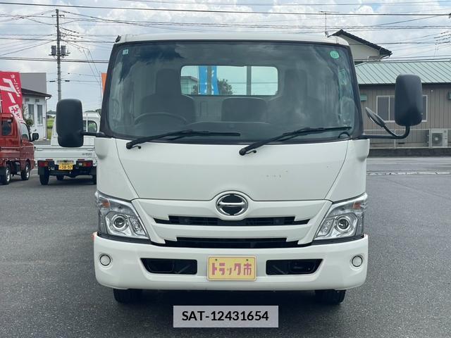 Hino DUTRO 2020-07 7820441-1