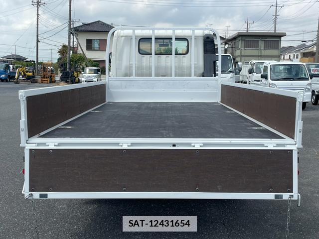 Hino DUTRO 2020-07 7820441-8