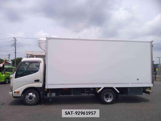 Hino DUTRO 2015-03 7820653-4