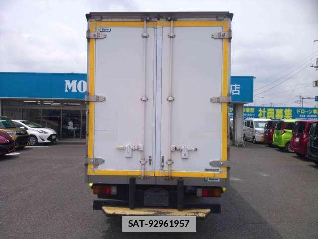 Hino DUTRO 2015-03 7820653-6