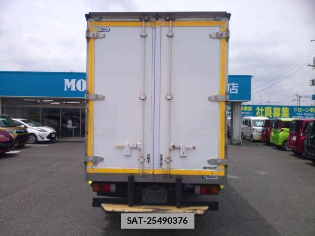 Hino DUTRO 2015-03 7820656-8