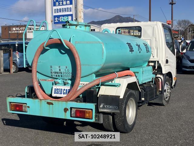 Hino DUTRO 2011-01 7820663-1