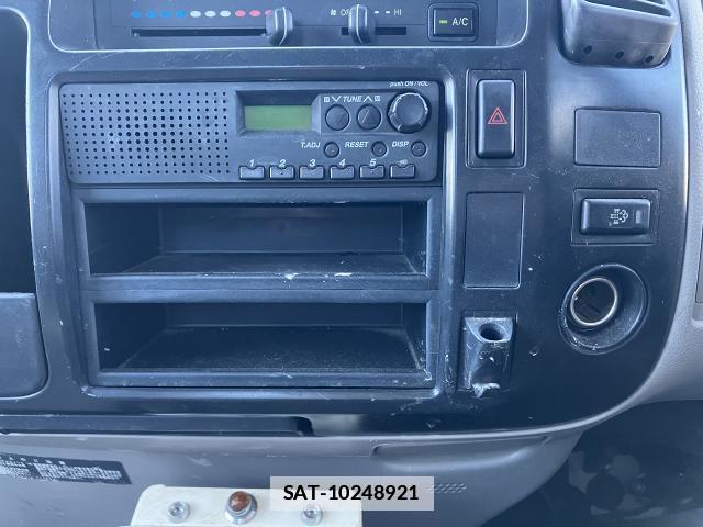Hino DUTRO 2011-01 7820663-7