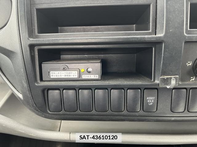 Hino DUTRO 2013-06 7820709-8