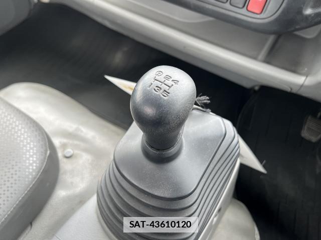 Hino DUTRO 2013-06 7820709-9