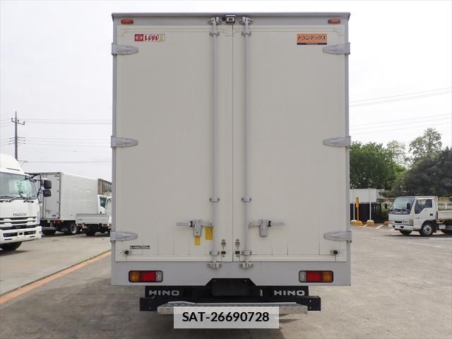 Hino DUTRO 2022-11 7822810-1