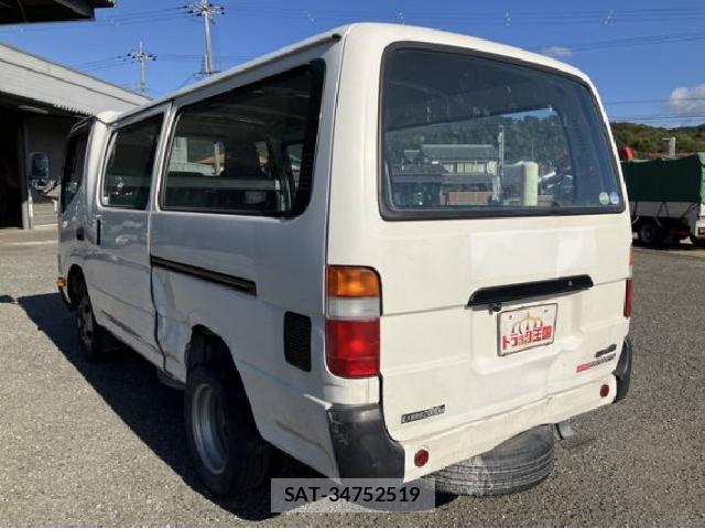 Hino DUTRO 2015 7823189-10