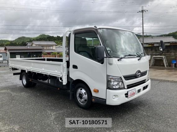 Hino DUTRO 2017 7823196-3