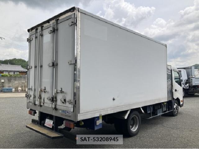Hino DUTRO 2016 7823202-1
