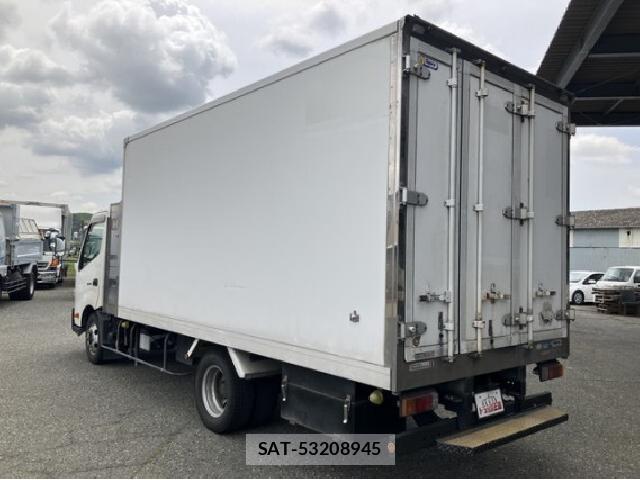 Hino DUTRO 2016 7823202-10