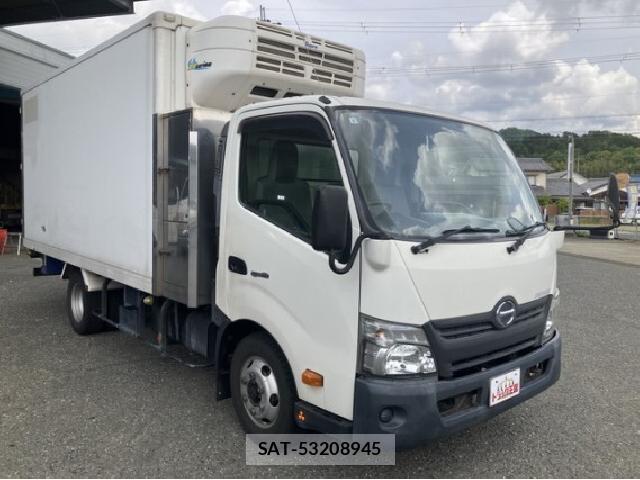 Hino DUTRO 2016 7823202-3