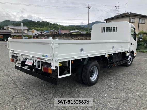Hino DUTRO 2016 7823211-1