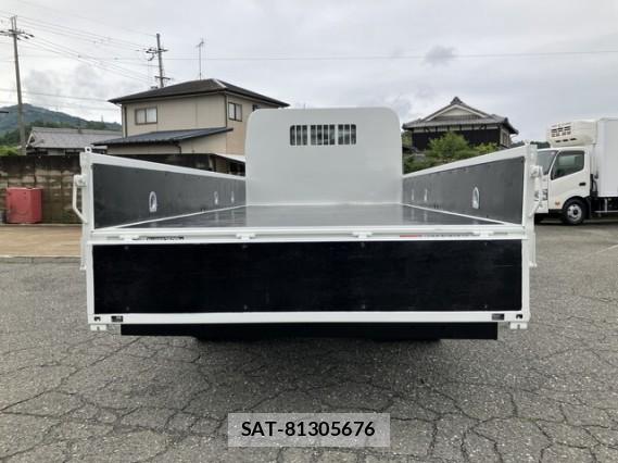 Hino DUTRO 2016 7823211-4
