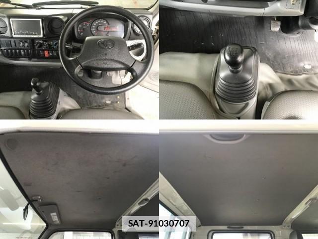 Toyota DYNA TRUCK 2011-07 7817432-12