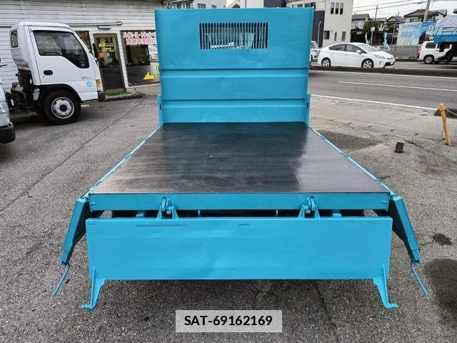 Toyota DYNA TRUCK 2003-05 7822821-8