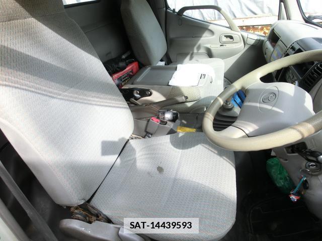 Toyota DYNA TRUCK 2002-03 7823001-4