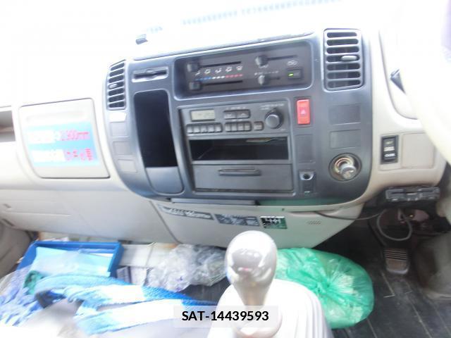 Toyota DYNA TRUCK 2002-03 7823001-7