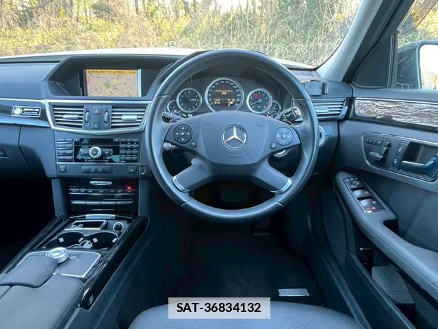 Mercedes Benz E-CLASS 2010-09 7812699-2