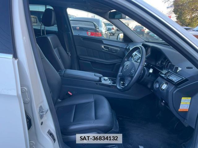 Mercedes Benz E-CLASS 2010-09 7812699-4