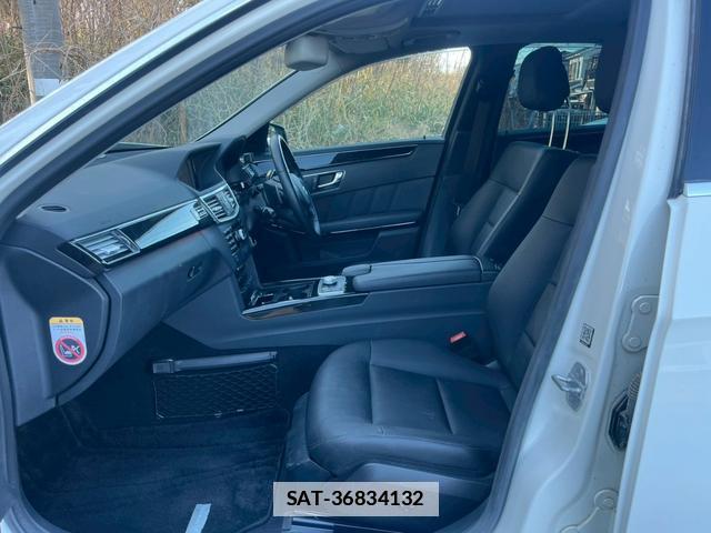 Mercedes Benz E-CLASS 2010-09 7812699-7