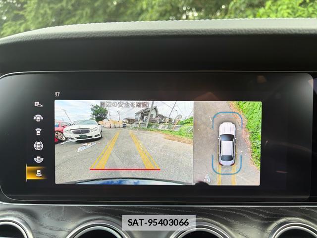 Mercedes Benz E-CLASS 2021-08 7812711-5