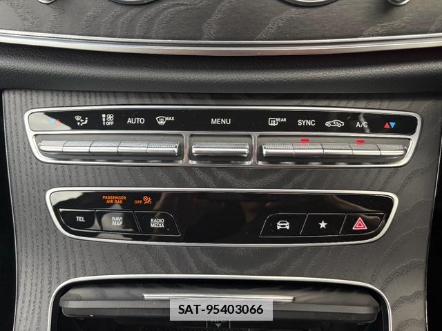 Mercedes Benz E-CLASS 2021-08 7812711-7