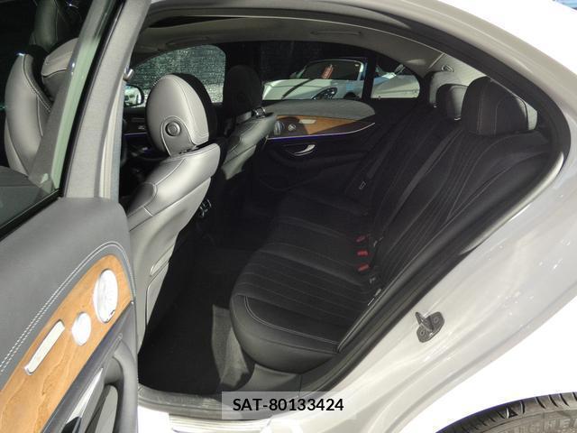 Mercedes Benz E-CLASS 2017-11 7813597-19