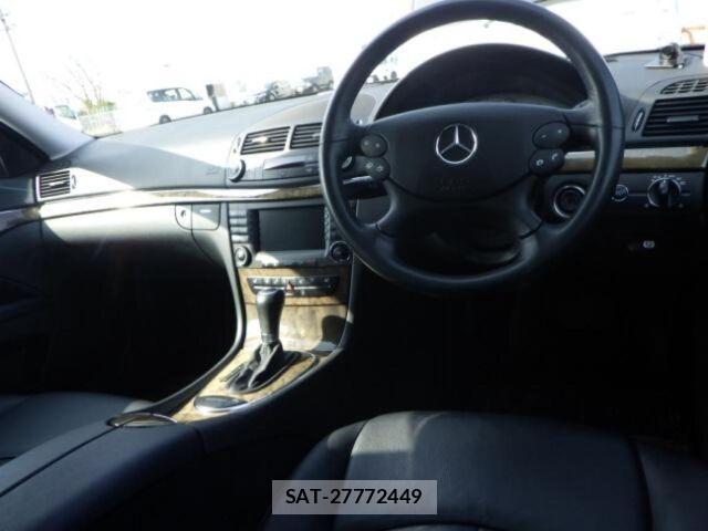 Mercedes Benz E-CLASS 2007-03 7814030-5
