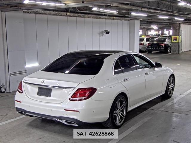 Mercedes Benz E-CLASS 2016-08 7814959-4