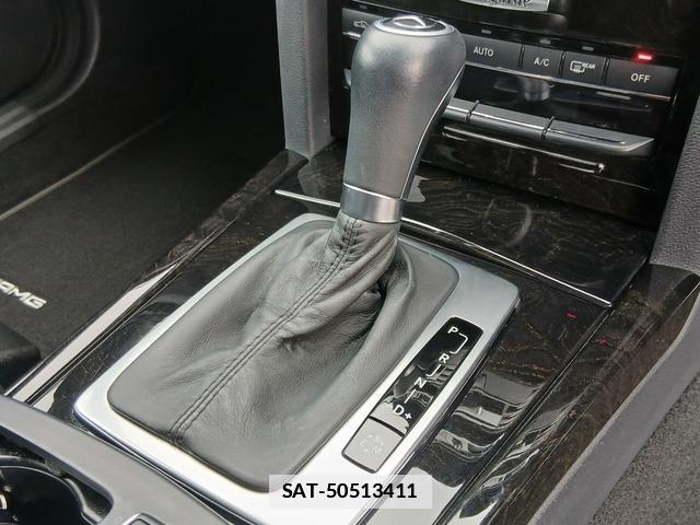 Mercedes Benz E-CLASS 2011-02 7816200-14