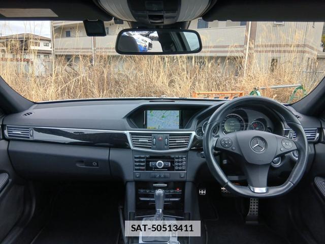 Mercedes Benz E-CLASS 2011-02 7816200-2