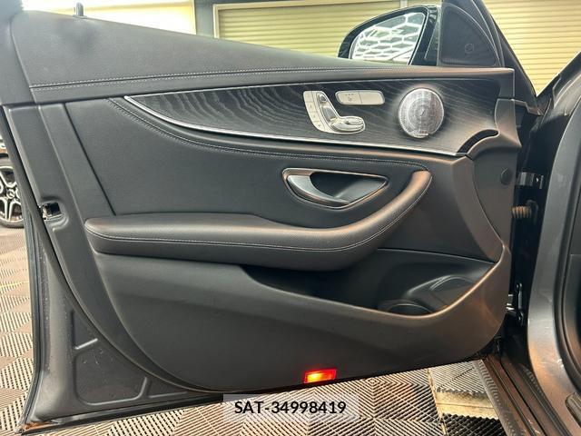 Mercedes Benz E-CLASS 2021-02 7816874-10