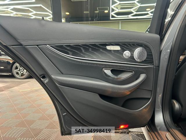 Mercedes Benz E-CLASS 2021-02 7816874-2