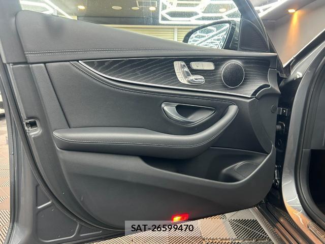 Mercedes Benz E-CLASS 2017-03 7816891-10