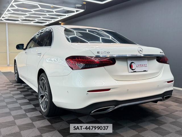 Mercedes Benz E-CLASS 2021-03 7816901-9