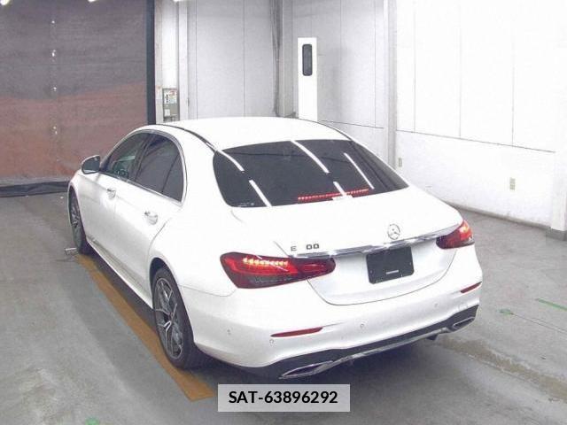 Mercedes Benz E-CLASS 2021-03 7817257-1