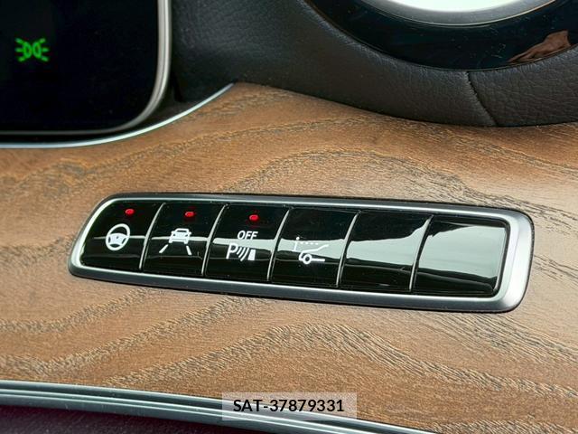 Mercedes Benz E-CLASS 2017-12 7820228-16